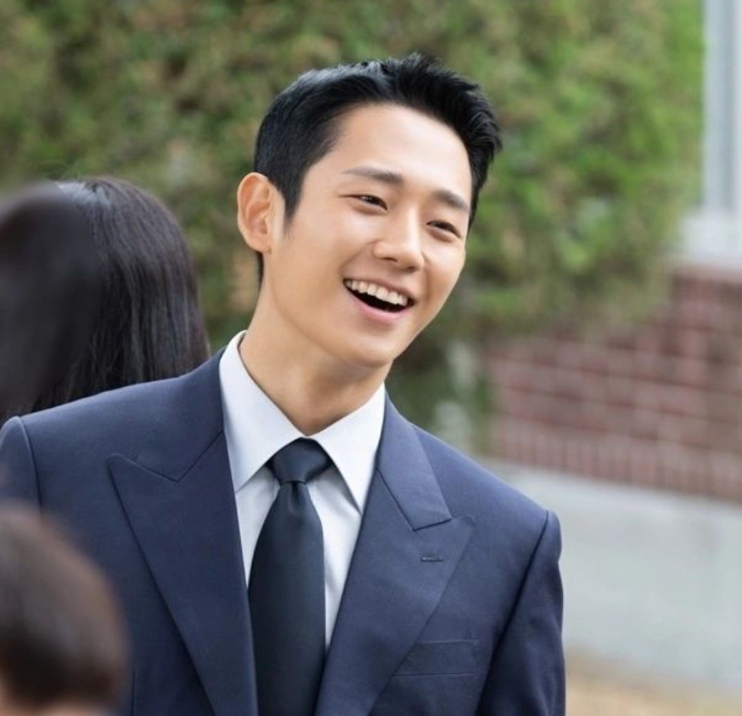 anntanaporn's tweet photo. HAPPY BIRTHDAY 💐🌸🤍
#HappBirdayJungHaeln
#Hasoo #JungHaeIn 2022-03-31 https://t.co/6F2MeOXcU3