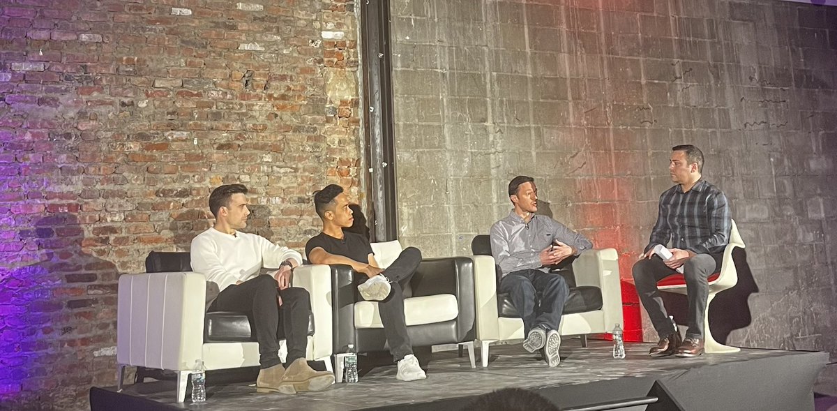 On 🔥 in NYC #web3 <a href="/nillion/"></a> hosted by <a href="/HiddenForcesPod/">Hidden Forces</a> Miguel de Vega talks about the influence of <a href="/roblesman/">Rob Leslie</a> and Sedicci 🇮🇪 in creating <a href="/nillion/"></a> #irishadvantage