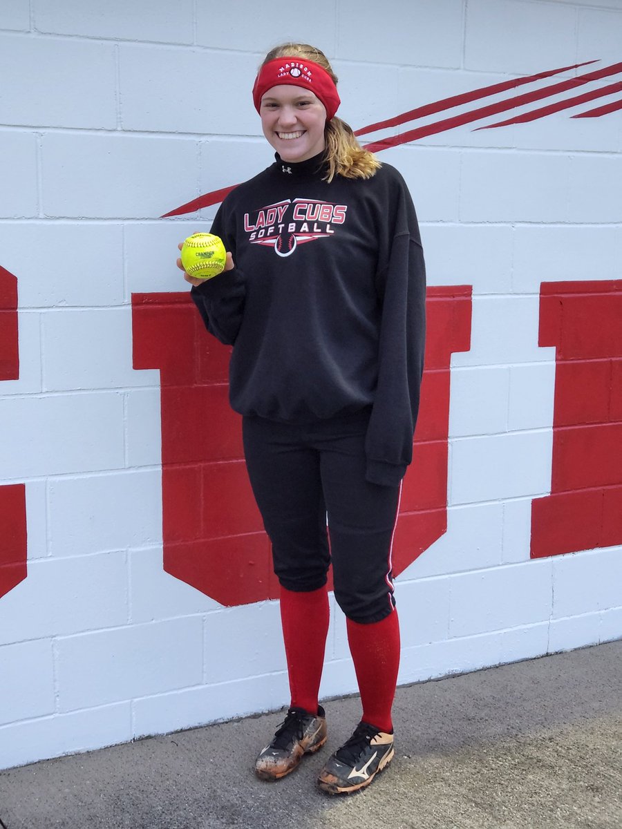 melaniekeder's tweet photo. Great 21-3 win for the Lady Cubs against Austin. The weather was cold but the bats were hot!!🔥🔥
Congratulations to Kallie on her first homerun of the season (and her first pitching win of the season)! 🤩
@cubsAD @CampbellSports @Madison https://t.co/wOfxyOmNhD