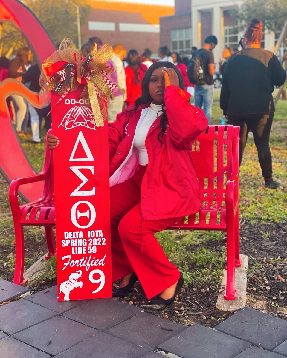 I always knew I was Pretty, but I had to prove I am DEVASTATING🐘🔺 
#GramFam #DST