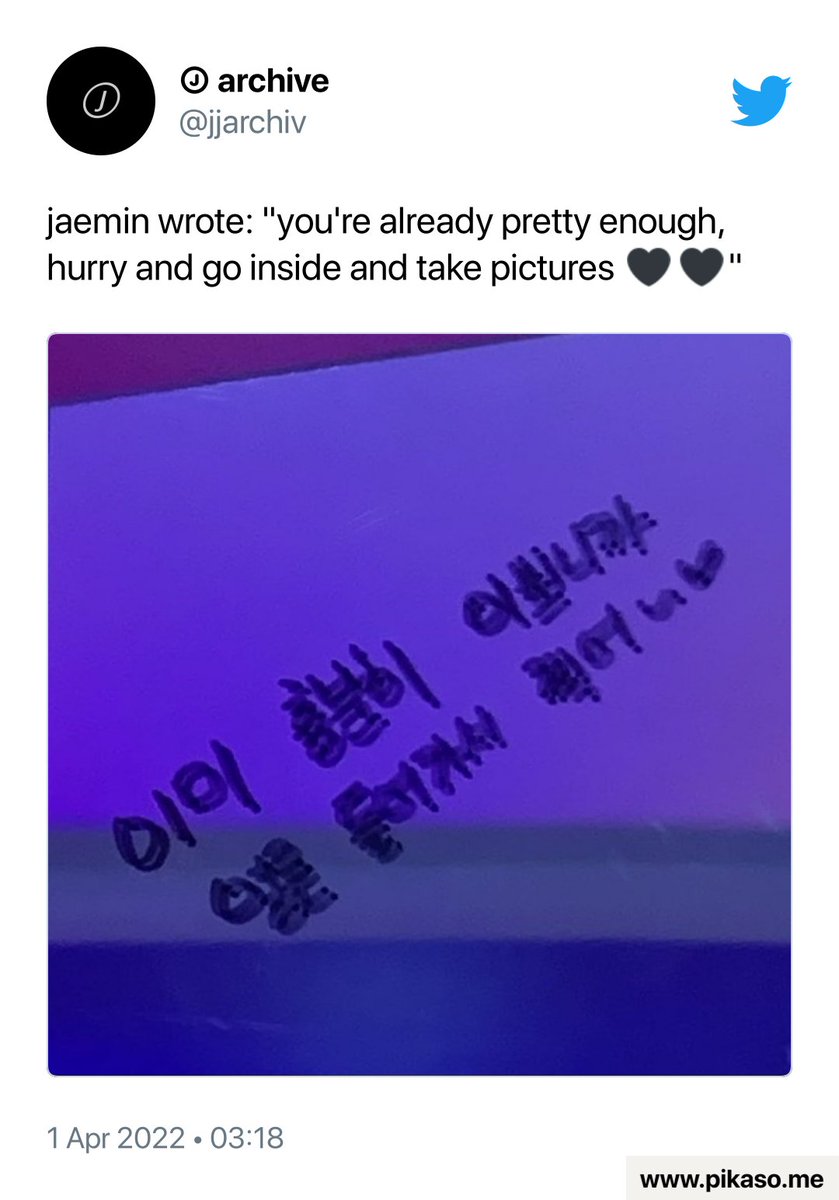 doyohug's tweet photo. en la pop up store de glitch mode, jaemin escribió en un espejo de la entrada: "ya eres suficientemente hermosx, date prisa, entra y toma fotos ♡" https://t.co/WHelnUkzDJ