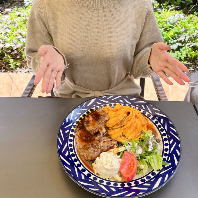 ハワイアンランチ☺️ https://t.co/1pJJmJaejE