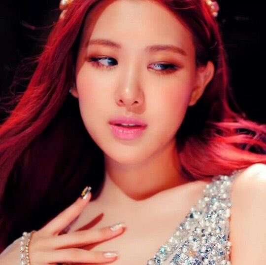 Our princess WE LOVE YOU ROSÉ 🌹
