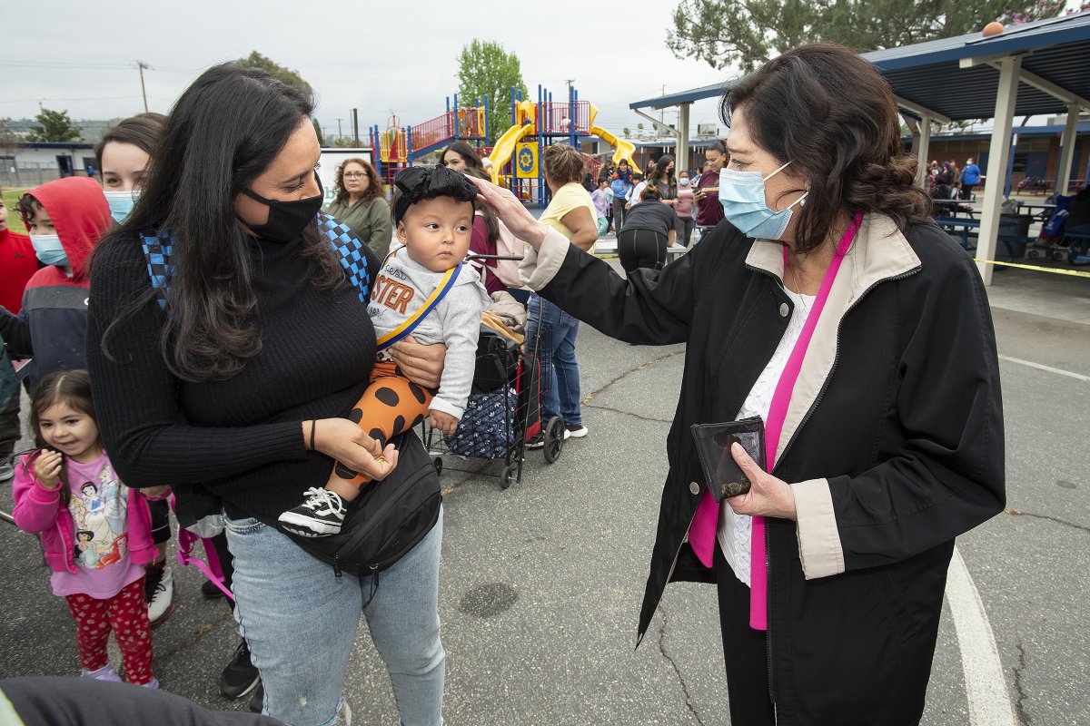 HildaSolis tweet picture