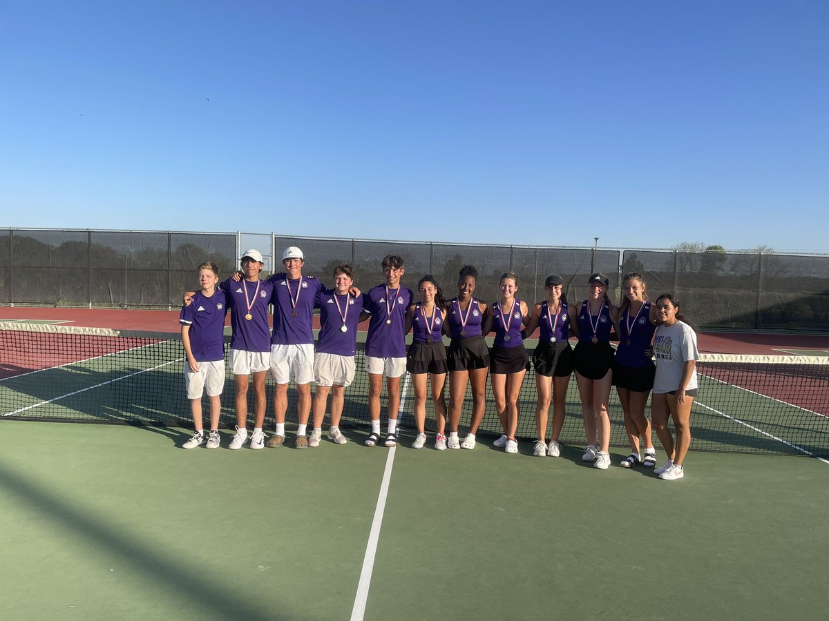 MHSTennis4's tweet photo. We are so proud of our varsity teams performance at district. We had some tough matches! 🥈 Mixed doubles and Girls singles 🥉 boys and girls doubles and boys singles 4th girls doubles. 👏 awesome season varsity! https://t.co/4ij5RWG9xI