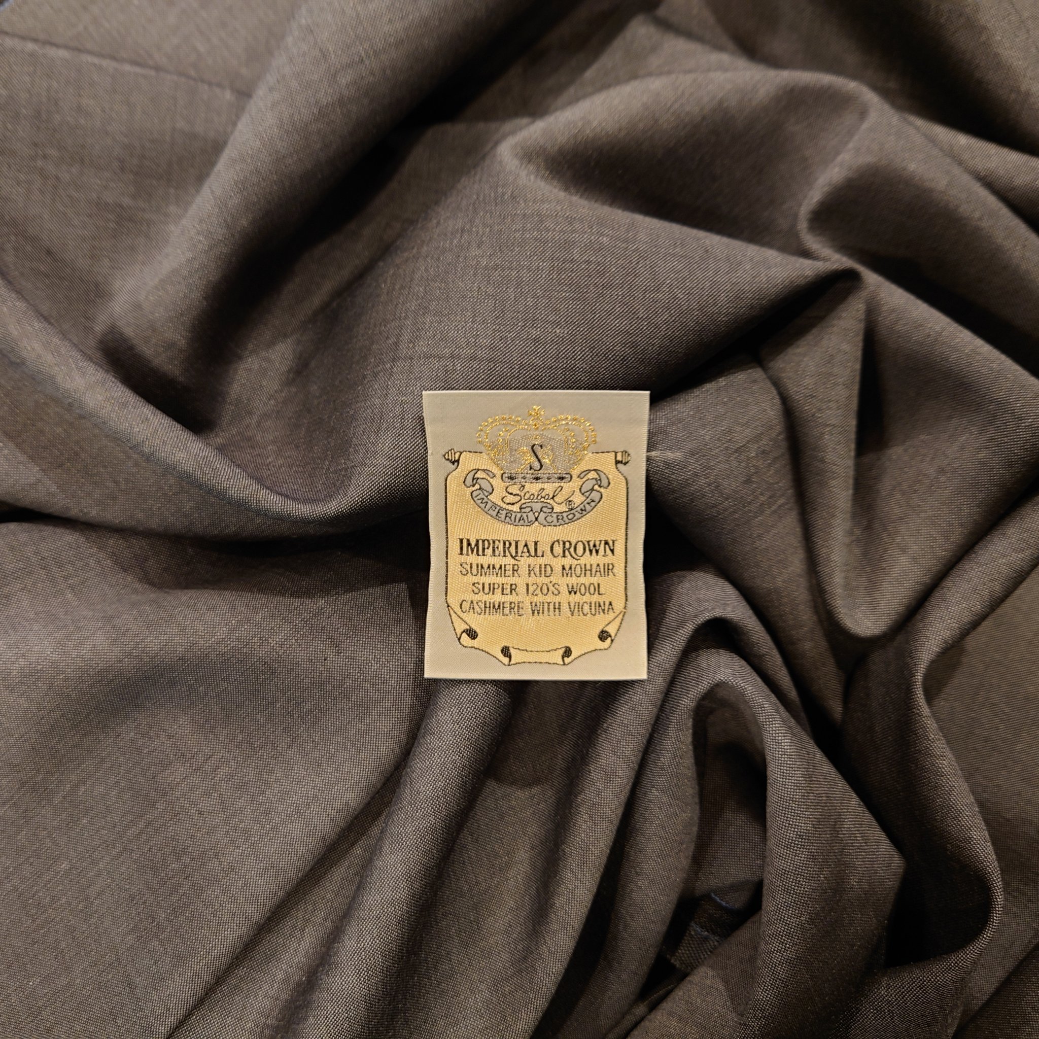 スキャバルSCABALの最高峰ビキューナ混インペリアル クラウン