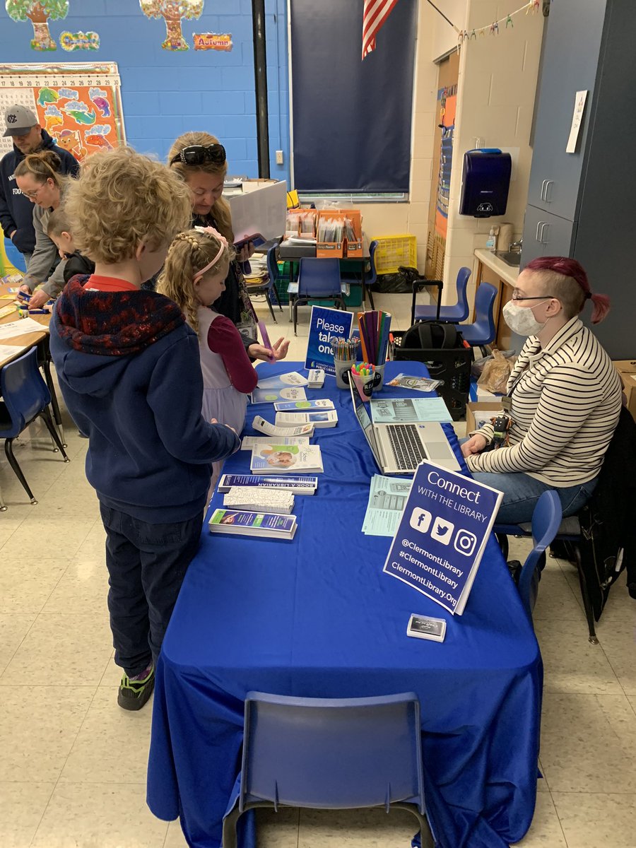 hertel_n's tweet photo. Merwin’s first annual STREAM night was a huge success! Thank you @miller_teachK for leading this event with me! 💙 🤍 💙 @MerwinMustangs @WestCler https://t.co/MuBwNqGnh4