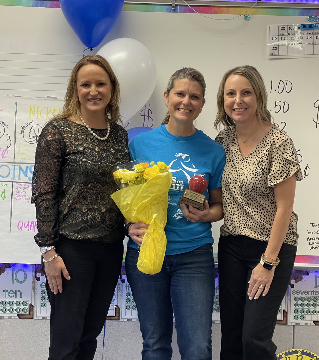 SammisHeather's tweet photo. What an incredible surprise! Feeling overwhelmingly honored to have been nominated and chosen as the @ksatnews educator of the month. #SPECHTstrong #empower #engage #inspire @Nickleberry_SES @KristaMoffatt @lancasteredu21 @Ponce_PhD @GOTRBC https://t.co/ALjWwJJdyG