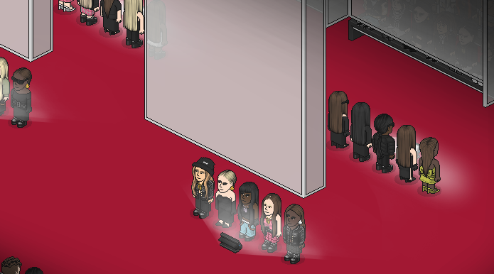 habkenzie's tweet photo. I love you but i've chosen Versace.

Versace Fall Winter 2022 by me.
#HFI  @HabbliveFI https://t.co/M7BK8aQWiy