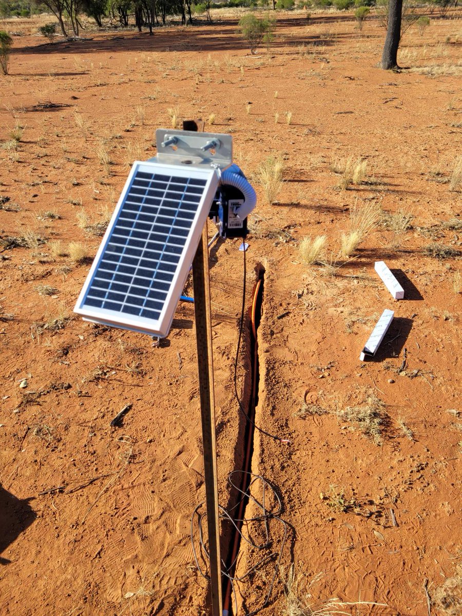 Team members Mal, Matt and David had a busy week out in the field near Cobar putting in soil moisture probes. The aim of this pilot is to evaluate the functional and productive benefits of deep ripping in dry and arid landscapes.
