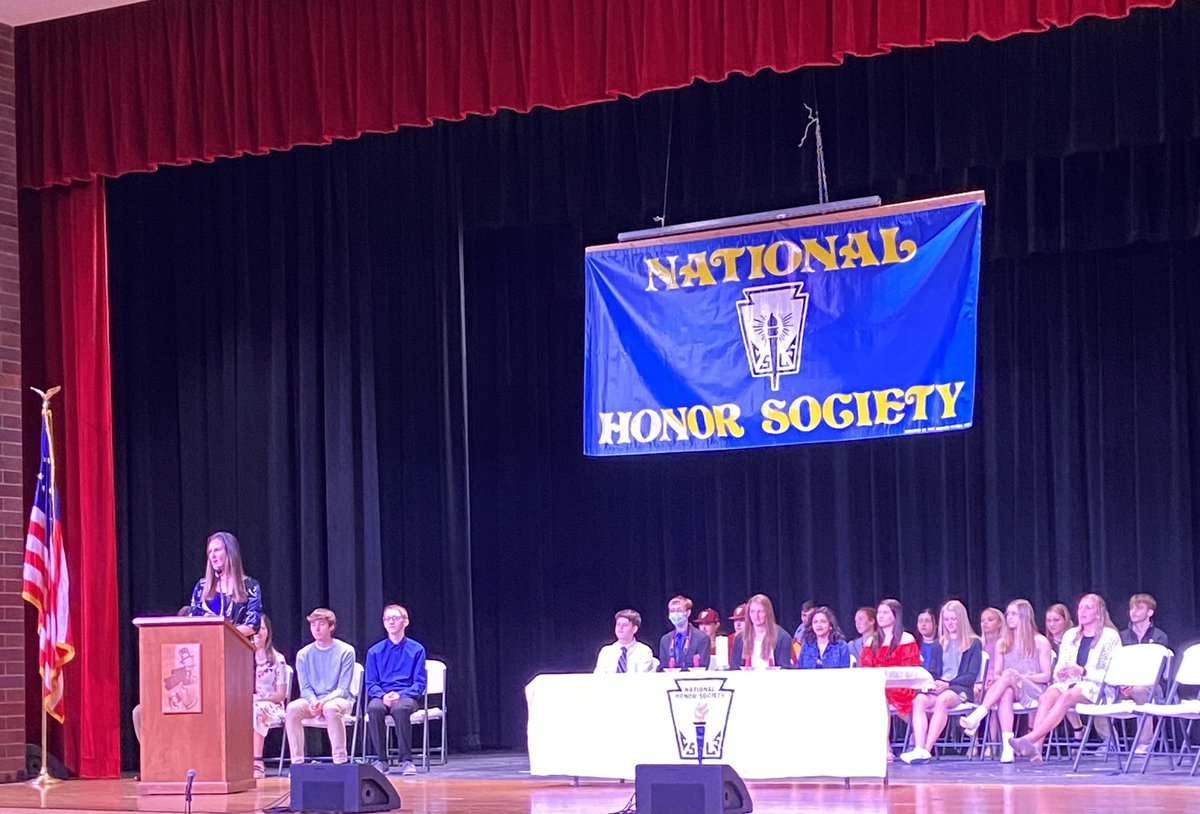 @FairburyJeffs <a href="/nhs_fairbury/">Fairbury Jeffs NHS</a> Induction Night! Congratulations to our outstanding students being inducted into the National Honor Society! #jeffpride