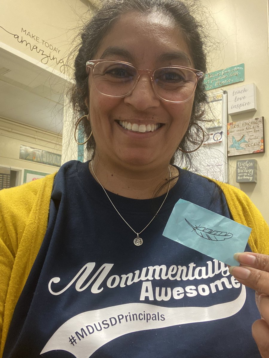sbomobil's tweet photo. When a 1st grader gives an Eagle Feather (school positive reward) to show her love, it’s a wonderful thing! #proudprincipal #directoraorgullosa #yvepride @yveeagles https://t.co/pBOTqtzNeB