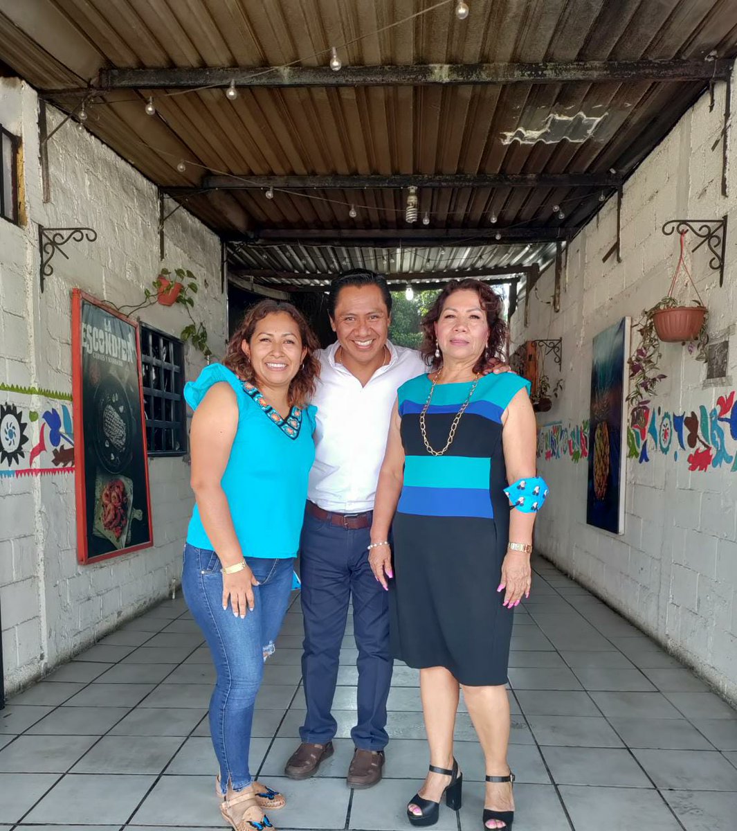 Bersael's tweet photo. Coincidir con personas que suman,  aportan palabras de crecimiento y apoyo; siempre será gratificante. Porque hoy desde Loma Bonita, hay mujeres que conforman alianzas no solo por convicción sino porque comparten ideales y proyectos a favor de #Oaxaca https://t.co/YiWTYqpCJK