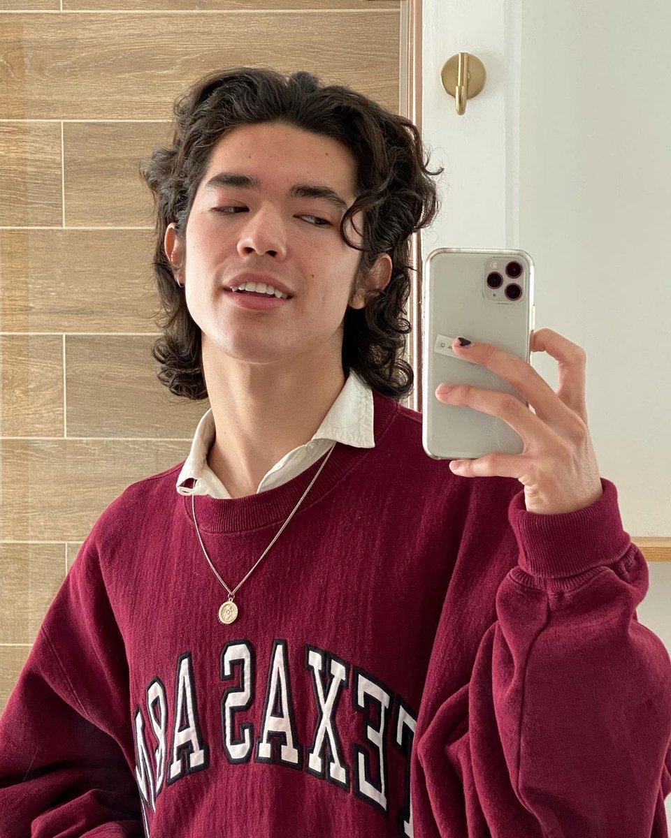 afflueyes's tweet photo. pra mim o conan de mullet foi um surto coletivo #voltamullet https://t.co/Fbl1BG5USH