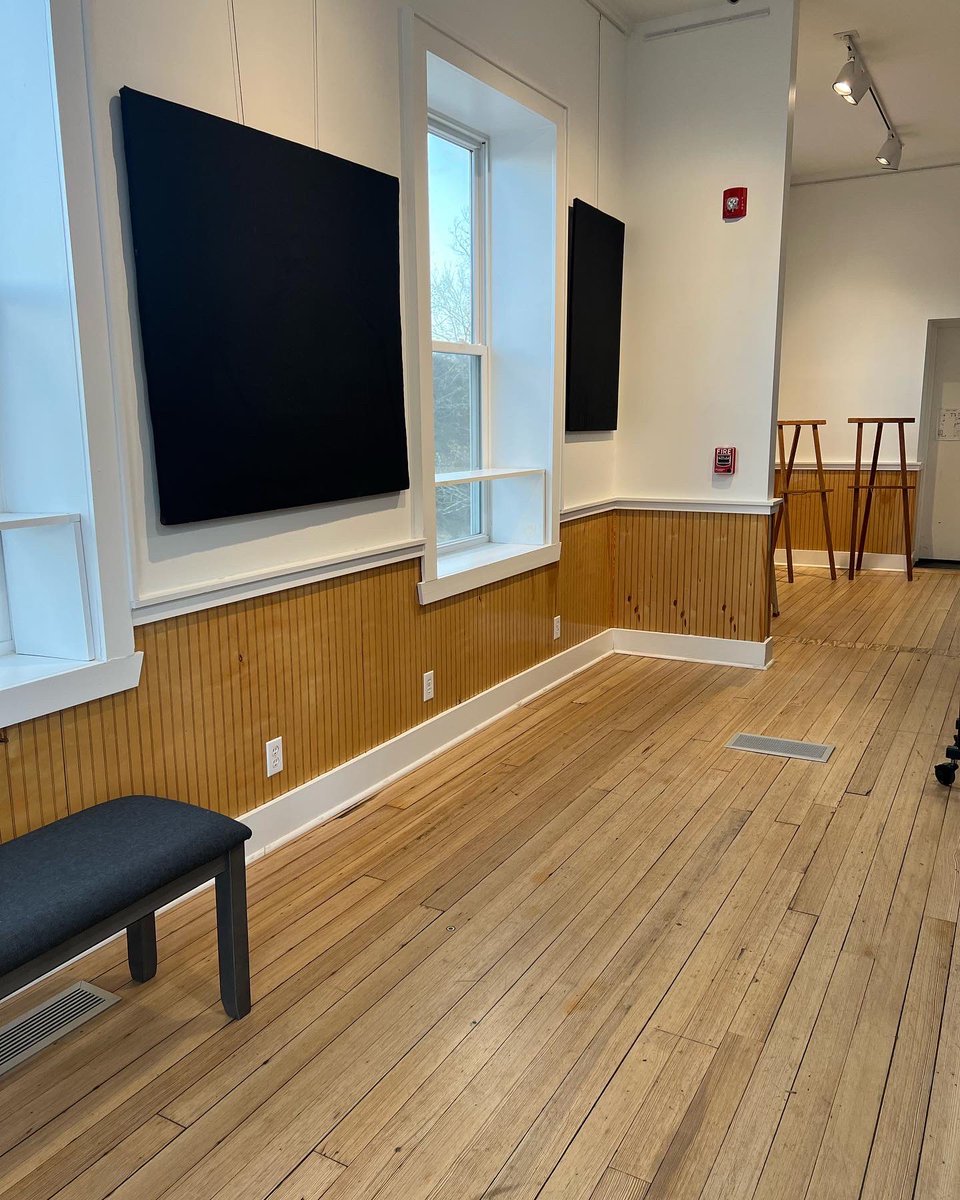 stokesarts's tweet photo. The #AppleGallery & #TheArtsPlaceofStokes are prepped for #StokesCountySchoolsβ Art Teachers. Tomorrow afternoon, K-12 Art Teachers from around the county will install original student art for the annual Spring Arts Extravaganza. #StoCo #RuralArtsMatter https://t.co/qzeEFaQ5uG