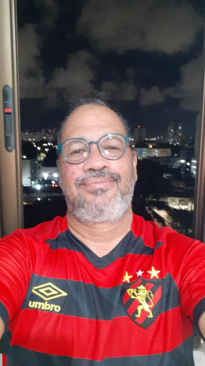 Rubronegro19870's tweet photo. #CopadoNordestenoSBT 

Rumo ao tetra! https://t.co/RKNo06ZsAw