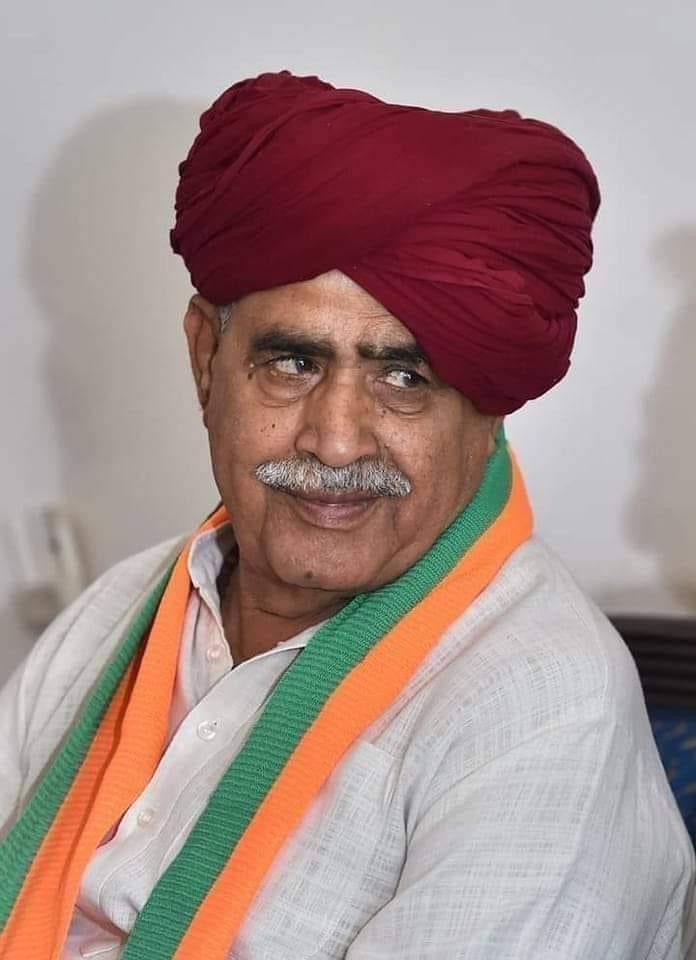 आदरणीय कर्नल किरोड़ी सिंह बैंसला जी के निधन की ख़बर से मन बहुत आहत है। 

मेरी ईश्वर से प्रार्थना है की दिवंगत पुण्य आत्मा को अपने श्री चरणों मे स्थान दे और  परिवारजनों को   यह दुःख सहन करने की शक्ति दे ।
ॐ शांति 🙏