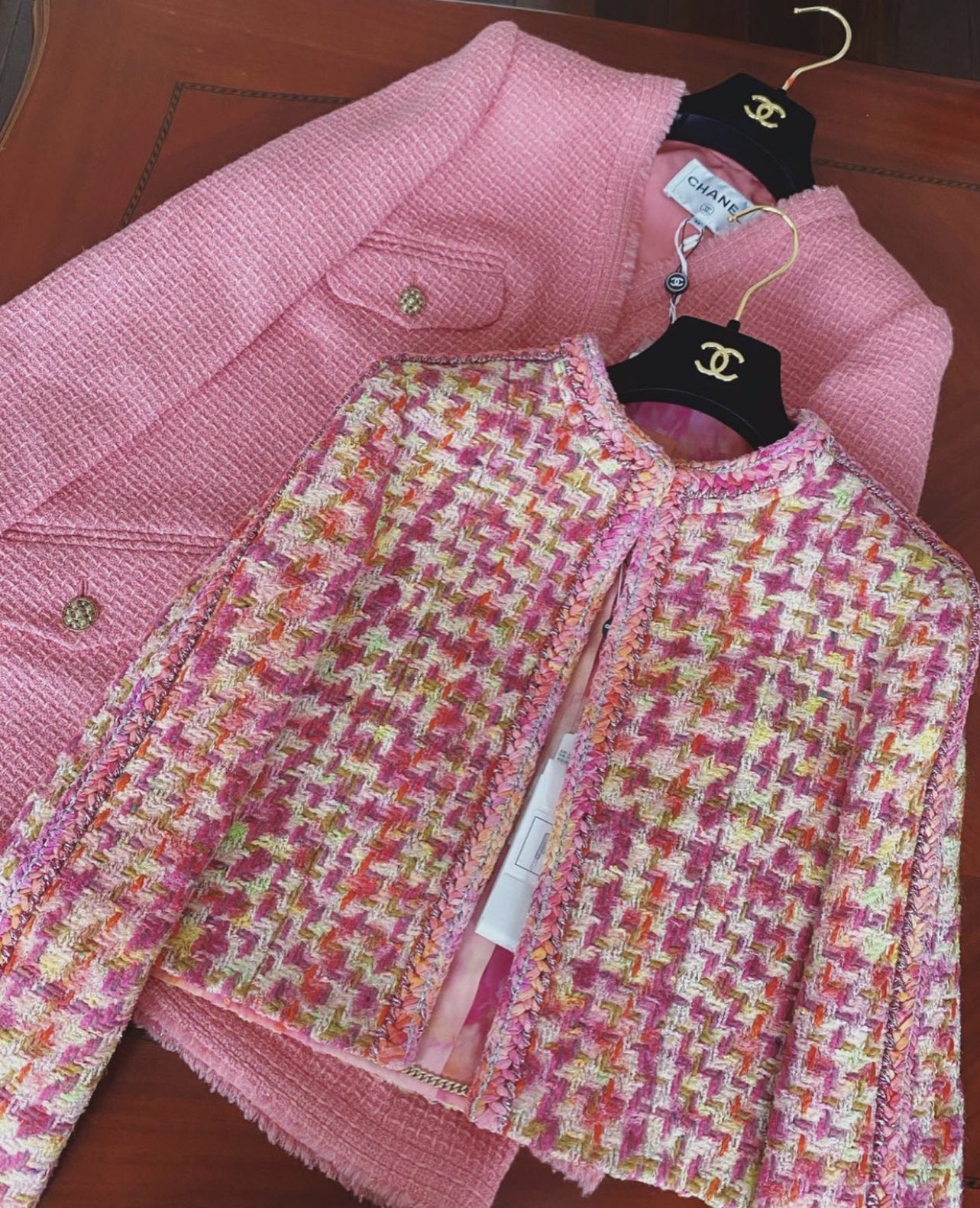 𓃭 on X: Chanel pink jackets  / X