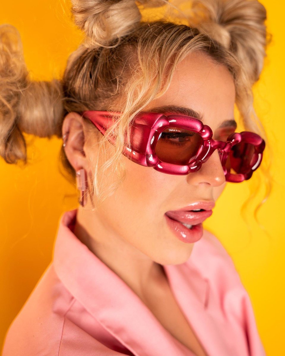 RHMGMT's tweet photo. 💥 Skatemoss x @swarovski eyewear campaign 💥 https://t.co/Kvhp0xkkvT