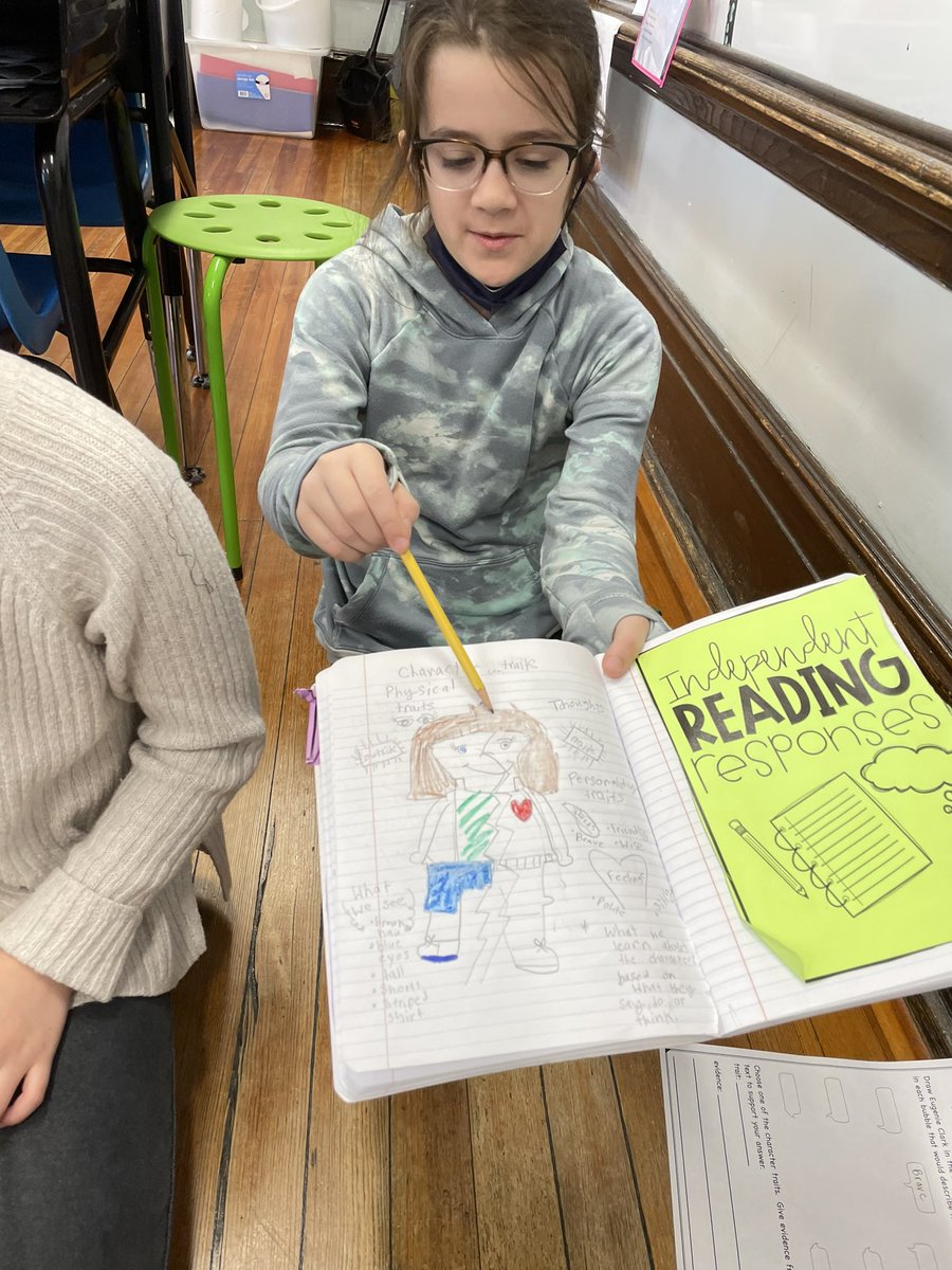 S_FarfanRoss's tweet image. Women’s History Month has come to an end, but my 3rd graders had a ton of fun learning about all these great women that made a difference in the world 🌍 #IDissent #RBG #SharkLady #EugenieClark and so many more 📚 📖