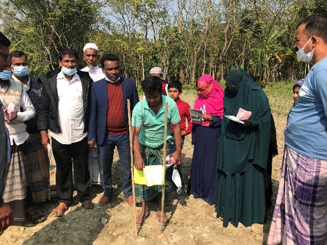 IPM_IL's tweet photo. @IPM_IL is excited about progress in our associate award, @FeedtheFuture Bangladesh Integrated Pest Management activity. Recently, 160 groundnut &amp; 77 mango producers were trained on #IPM to protect their crops from threats. Thanks for the collab @russellipm &amp; @naafco! @USAID_BD https://t.co/tRjzbykLD9