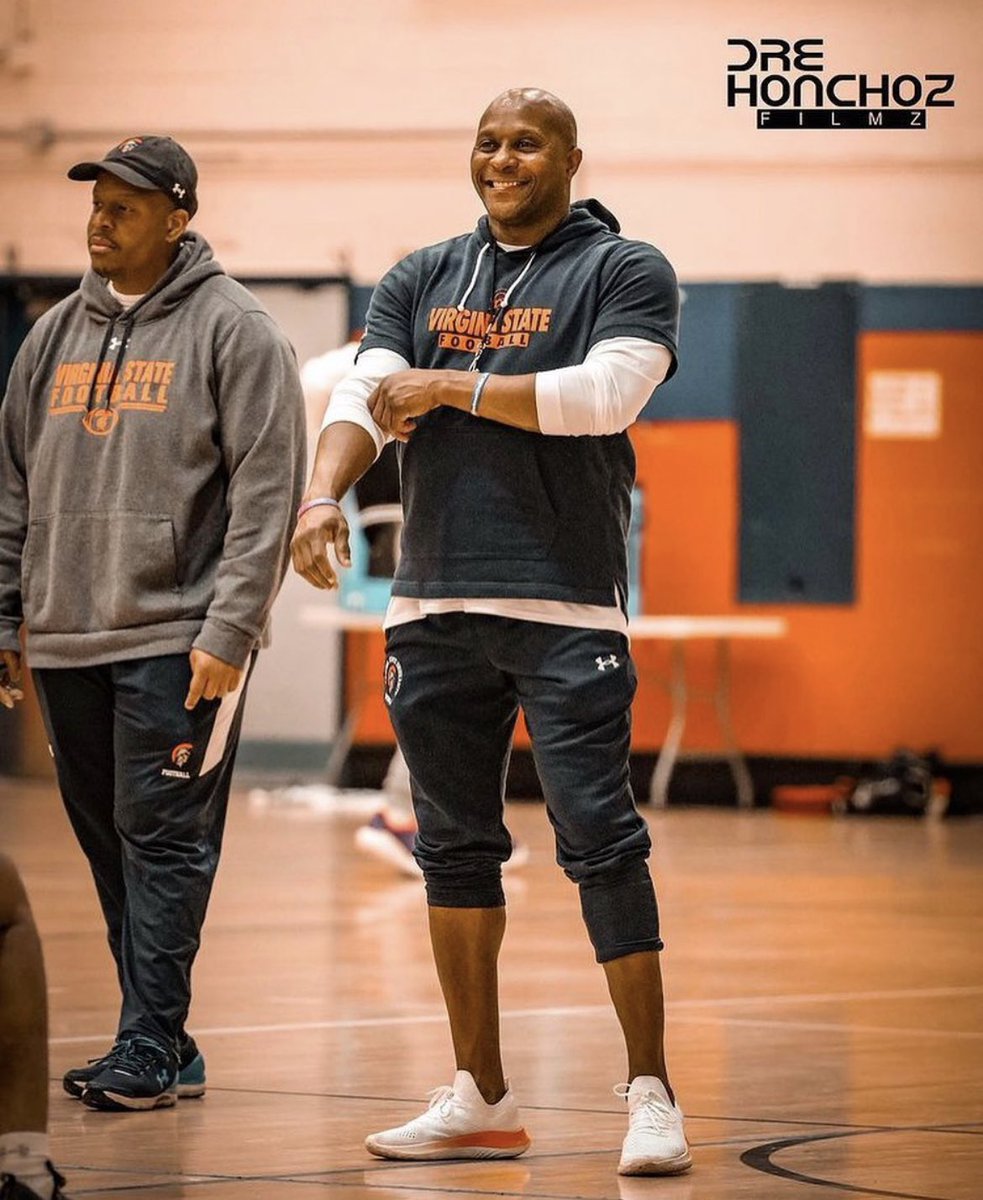 Coach Carlton Harris MSc CSCS (@coachclharris) on Twitter photo Words cannot truly express the love and gratitude I have for this man! Gave me my first college job, allowed me to be a Coordinator and a Director of Strength and Conditioning. Thank you for everything and accepting me as a coach! I’m better because of you! <a href="/reggiebarlow/">Reggie Barlow</a> #dashh Words cannot truly express the love and gratitude I have for this man! Gave me my first college job, allowed me to be a Coordinator and a Director of Strength and Conditioning. Thank you for everything and accepting me as a coach! I’m better because of you! <a href="/reggiebarlow/">Reggie Barlow</a> #dashh