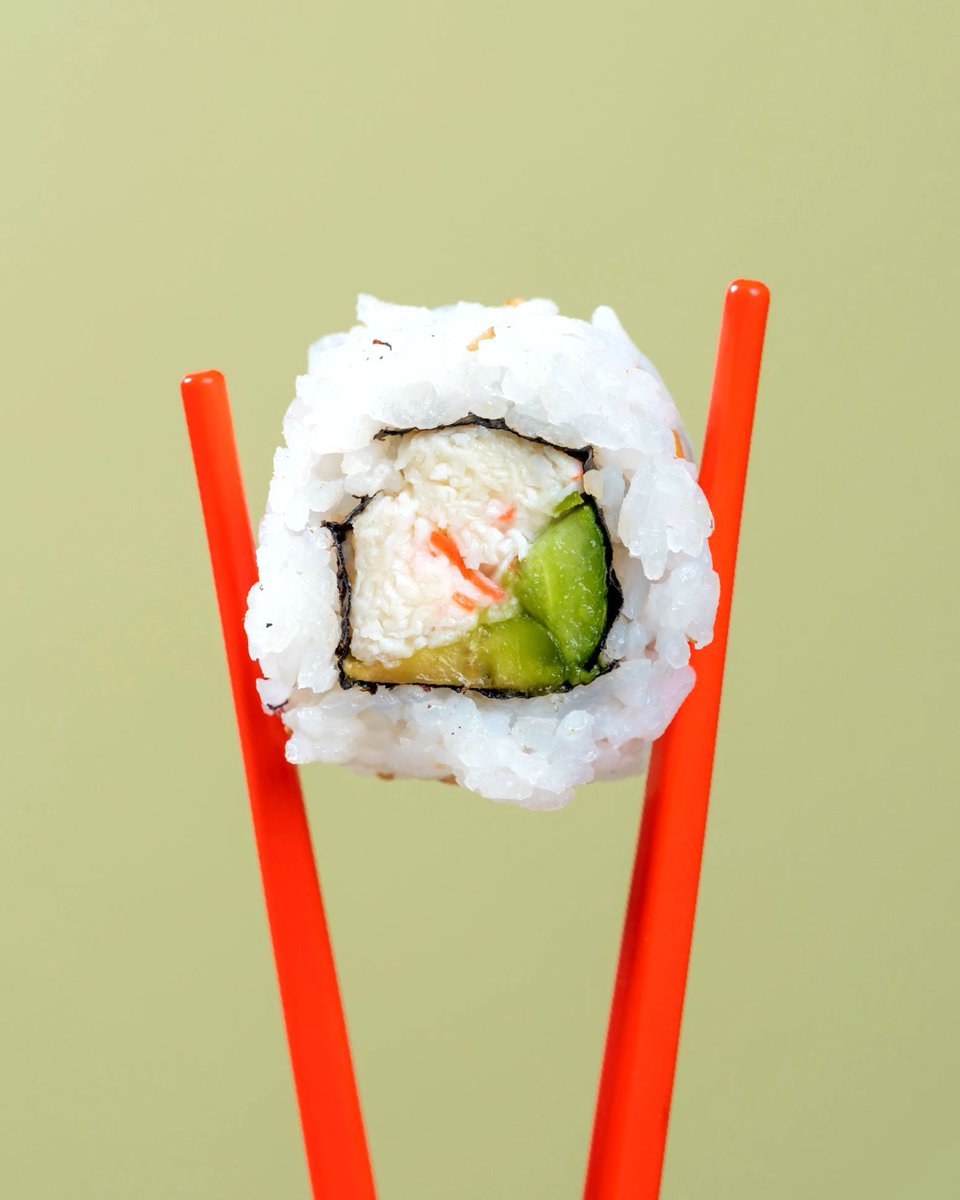 KrispyRicesbe's tweet photo. Need a little inspo for your #humpday plans? We'll just leave this here... 🍣 ✨ #KrispyRice https://t.co/brS5JP4s7A