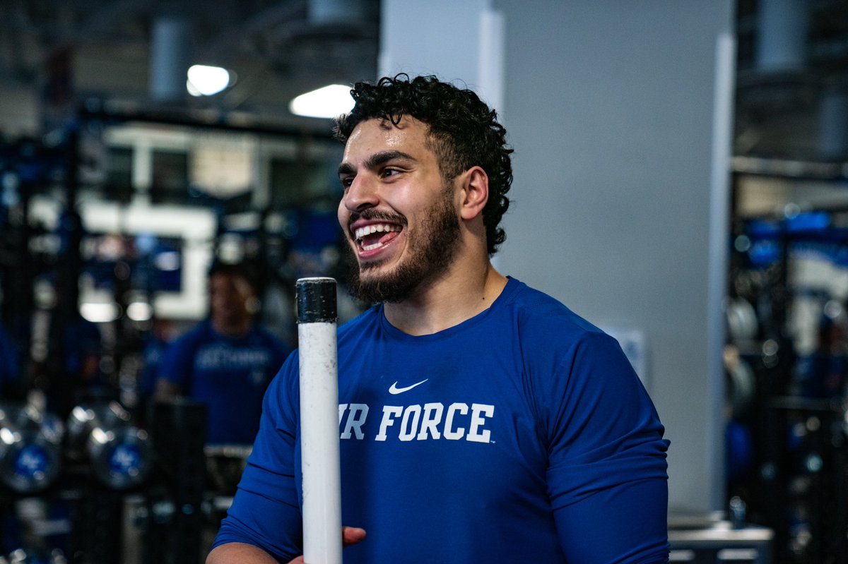 AF_Football's tweet photo. Almost Friday feels 🤩 https://t.co/h9M7O6OHTn