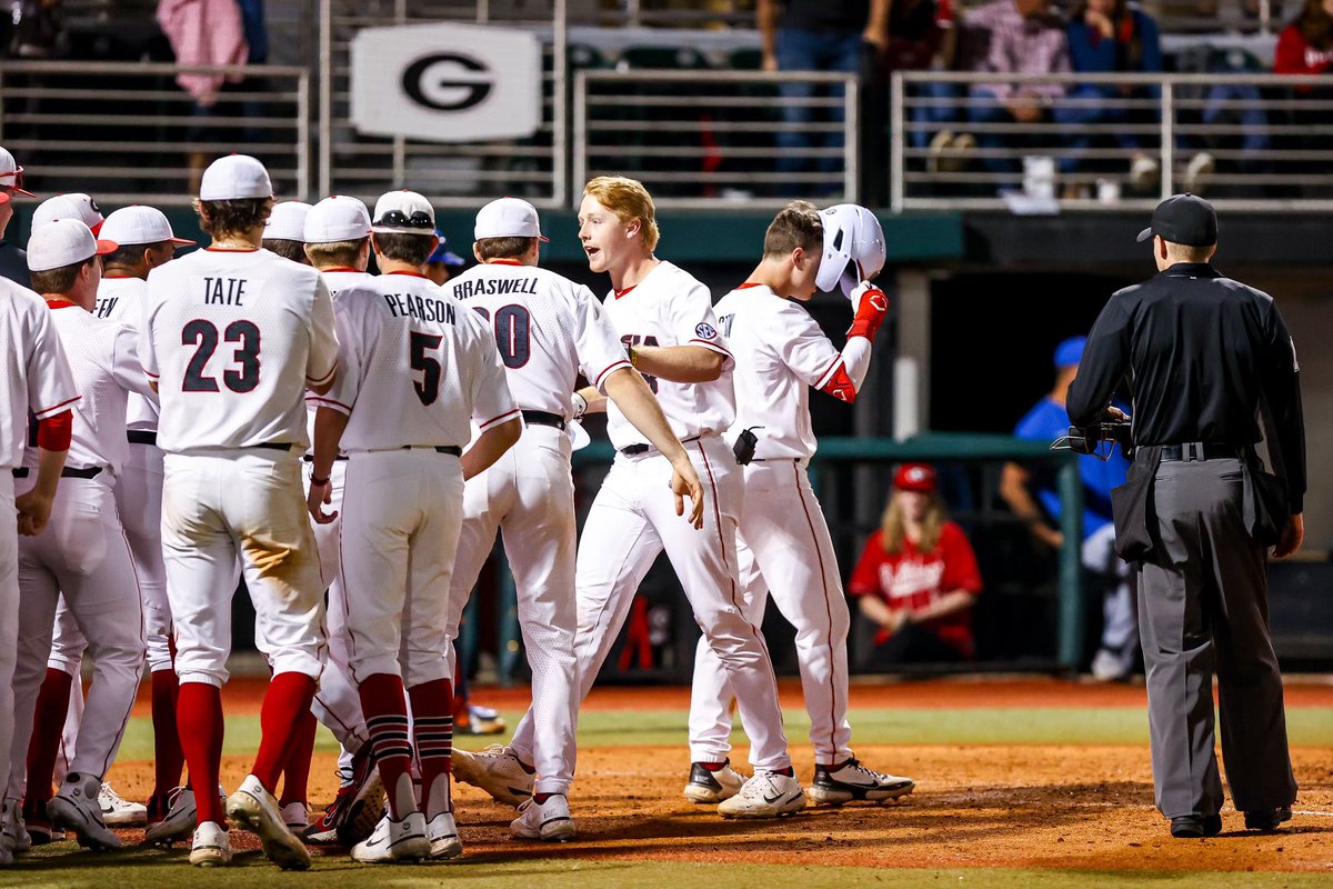 Georgia Baseball (@baseballuga) on Twitter photo A home run in photos. A home run in photos.