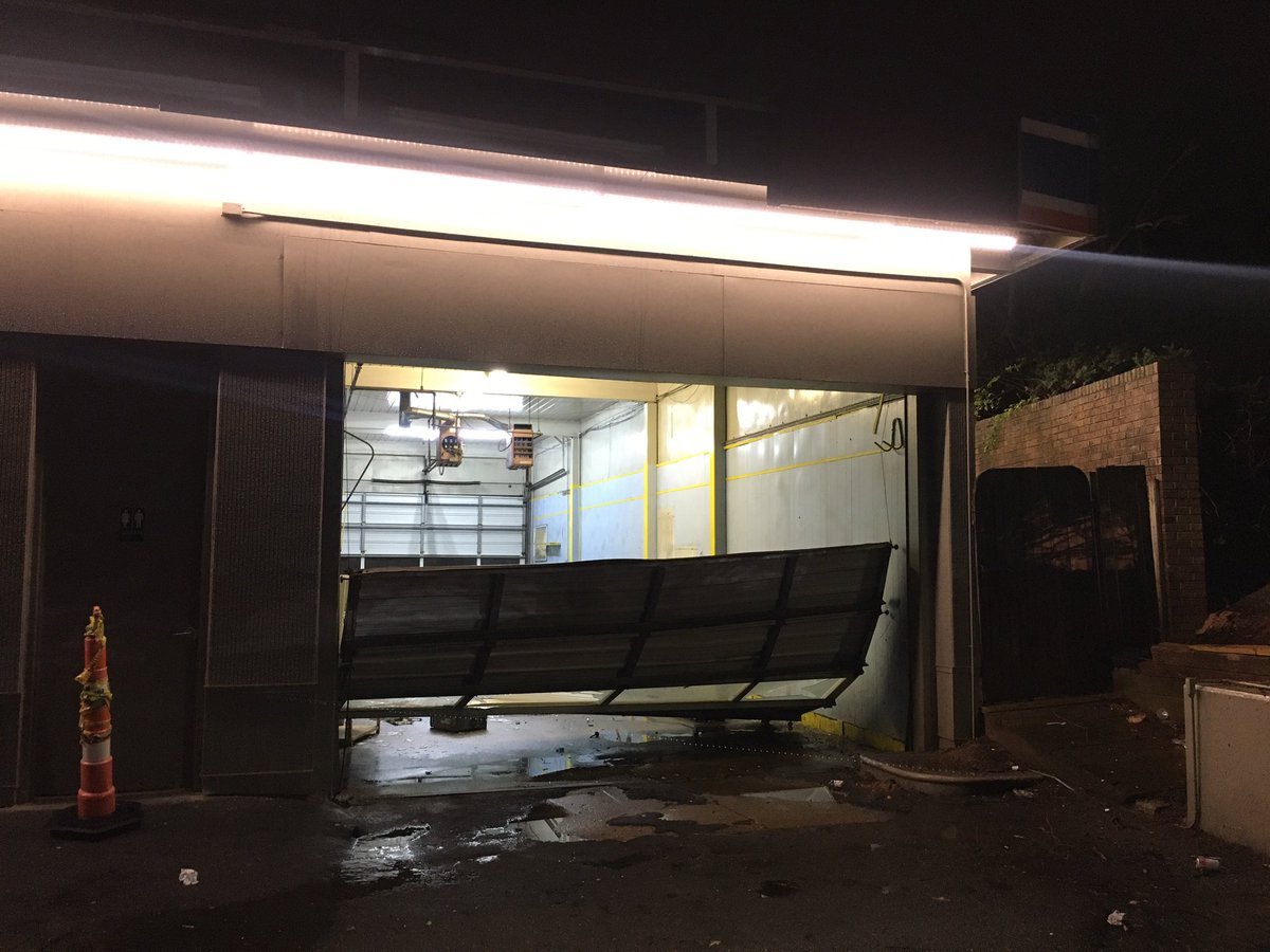 Christopher tweet media