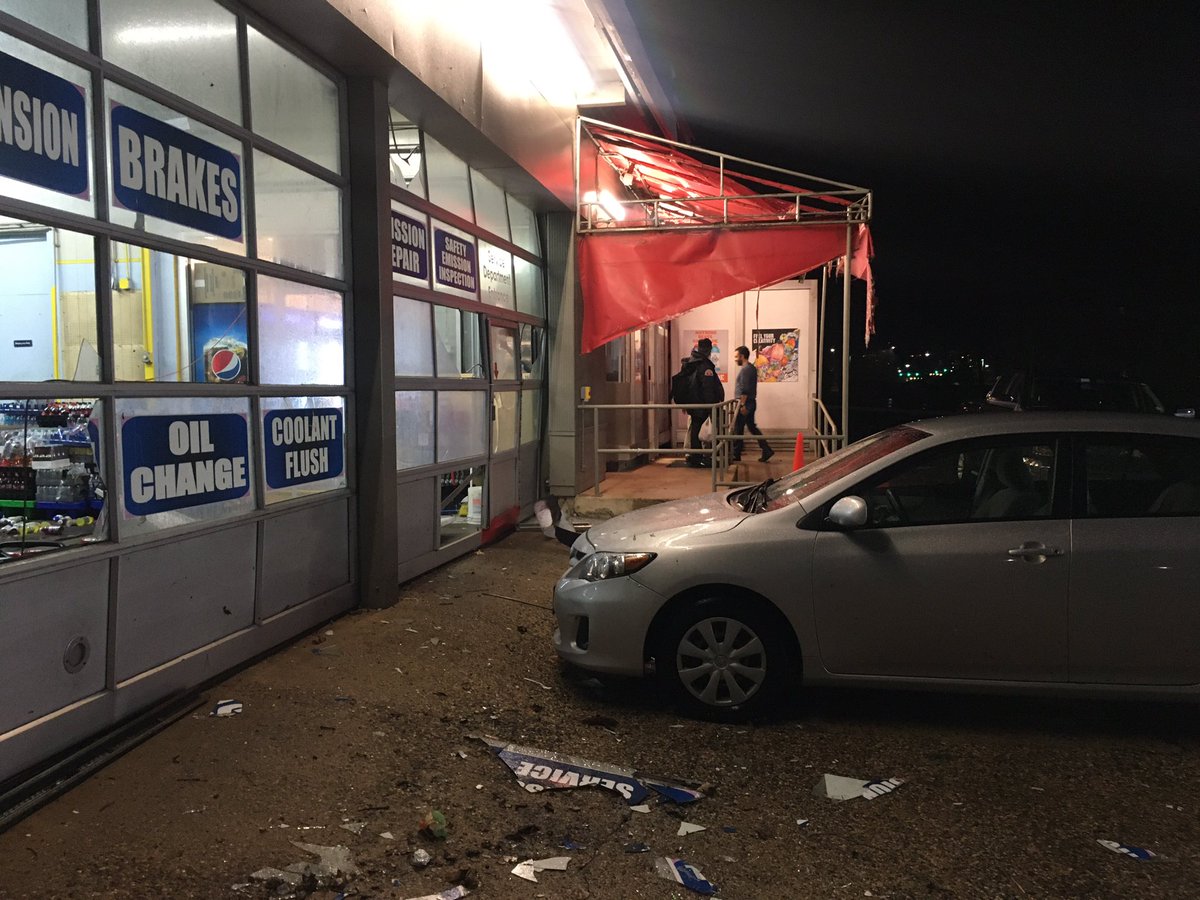 Christopher tweet media