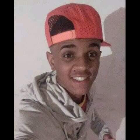 _queenrino's tweet photo. Luiz e Gustavo precisam de nós! https://t.co/IshdTgErOB