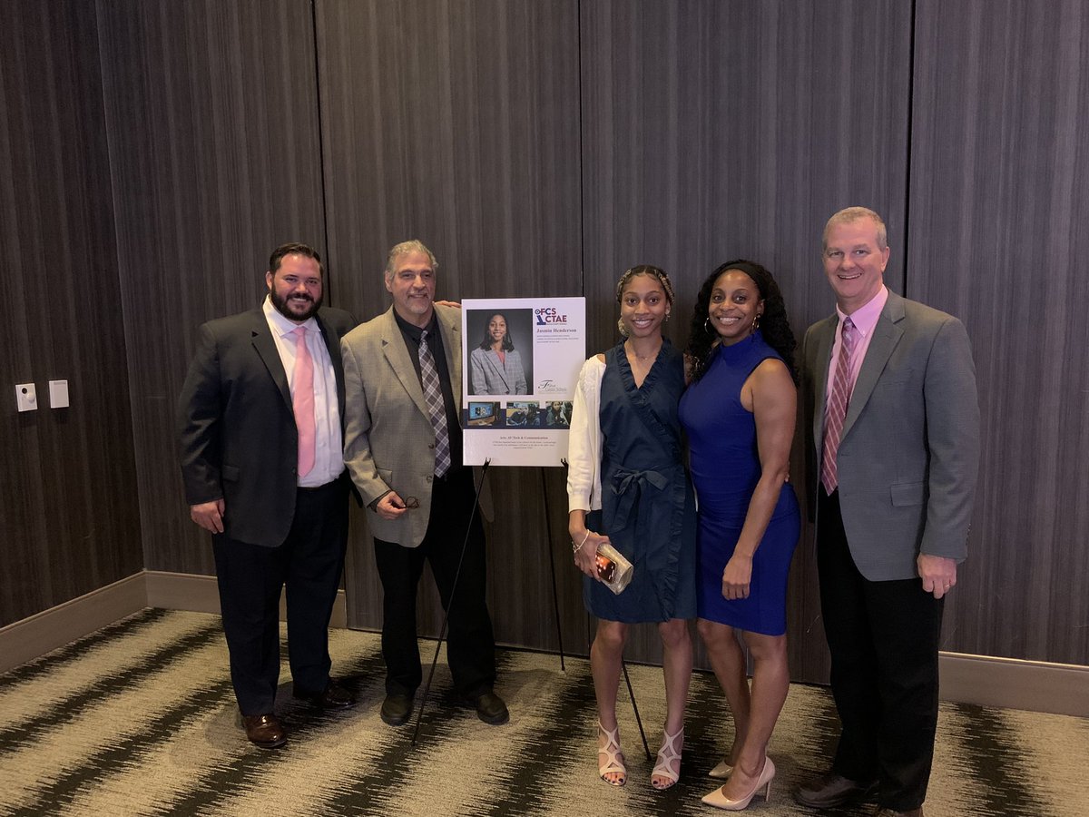 Tonight we celebrated our North Springs CTAE Student of the Year, Jasmin Henderson. Congratulations for being a great representative of CTAE at North Springs! Great things are in her future! #SpartanStrong <a href="/NSSpartans/">NSHS</a> <a href="/ScottGreb/">Scott Greb</a>