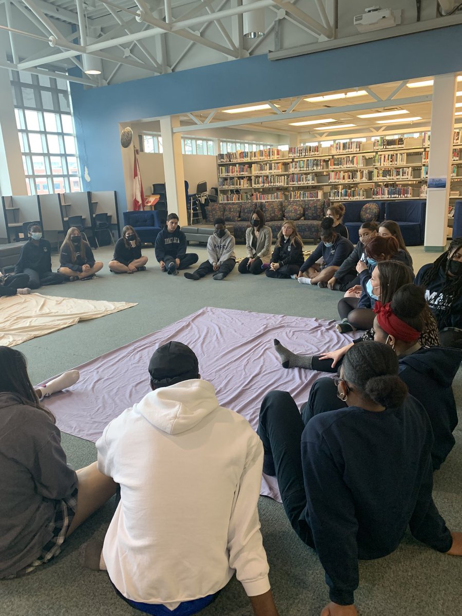 MsSueKehoe's tweet photo. Thanks @MsTrines &amp; @Macbouch for the enriching Blanket Exercise @ImmaculataOCSB #importantdiscussions #Caring4Others @ocsbindigenous @Ms_Leahey https://t.co/YiNnDP4IiQ