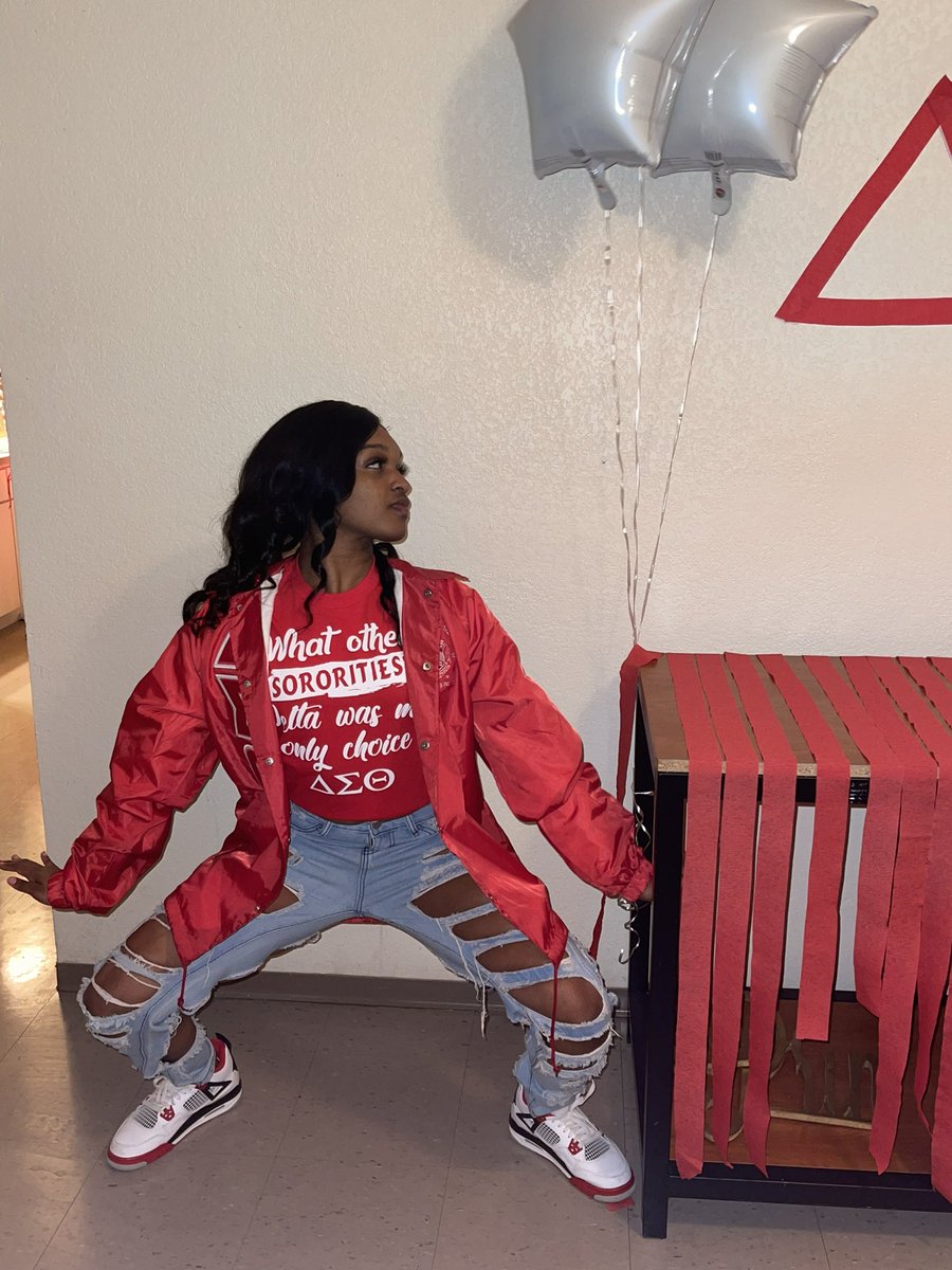 Beauty May Be Dangerous But Intelligence Is Lethal 🔺❤️