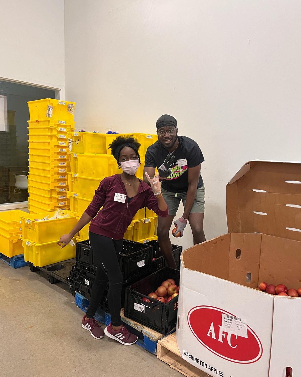 Thank you to everyone who came out to our Texas Food Bank community service event this past Tuesday! We had a great time helping out and positively impacting the community! Stay tuned and look out for our next community service event to see how you can get involved with NSBE!