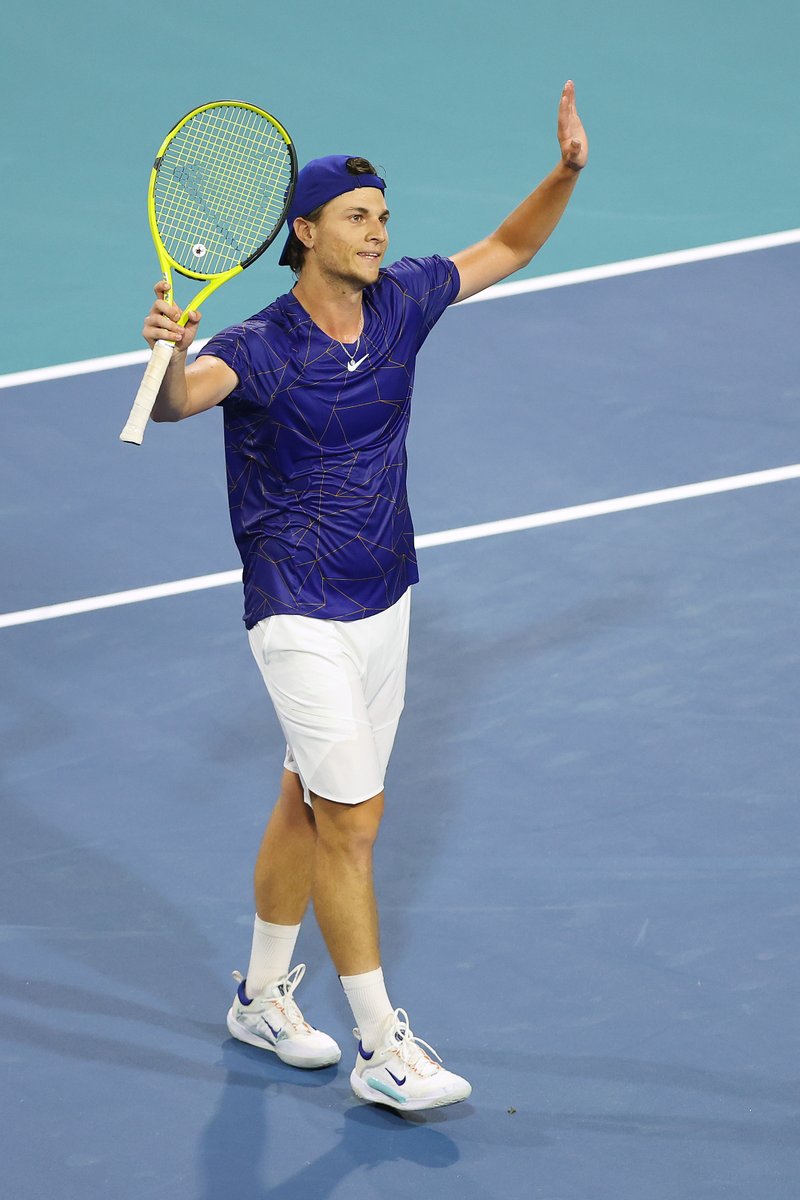dunloptennisjp's tweet photo. 来週からのレーコートシーズンにも期待!
地元セルビアでのATPツアー大会もあり、楽しみです👍
#MiamiOpen #MiomirKecmanovic #SX300 #EXPLOSIVESPIN #SPINGENERATION https://t.co/f7Vcr1Ceq8