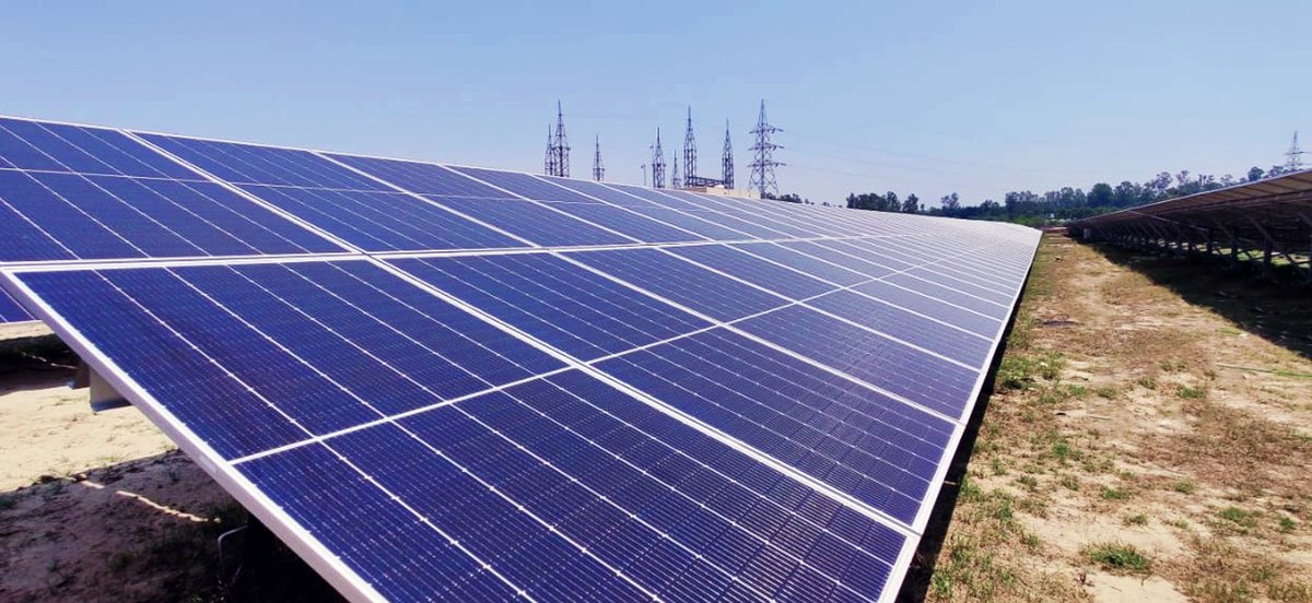 Sungrow_Power's tweet photo. Sungrow commissions 70 MW #solarPV system in Uttar Pradesh, India.
#renewableenergy #solar #PoweringNetZero https://t.co/gW7QjQsLgr