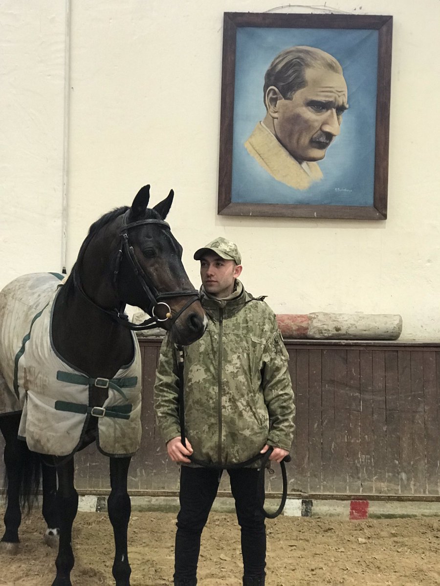 Meertbldk's tweet photo. Evet askerde de at 🐎 https://t.co/pB4dGdwaMN