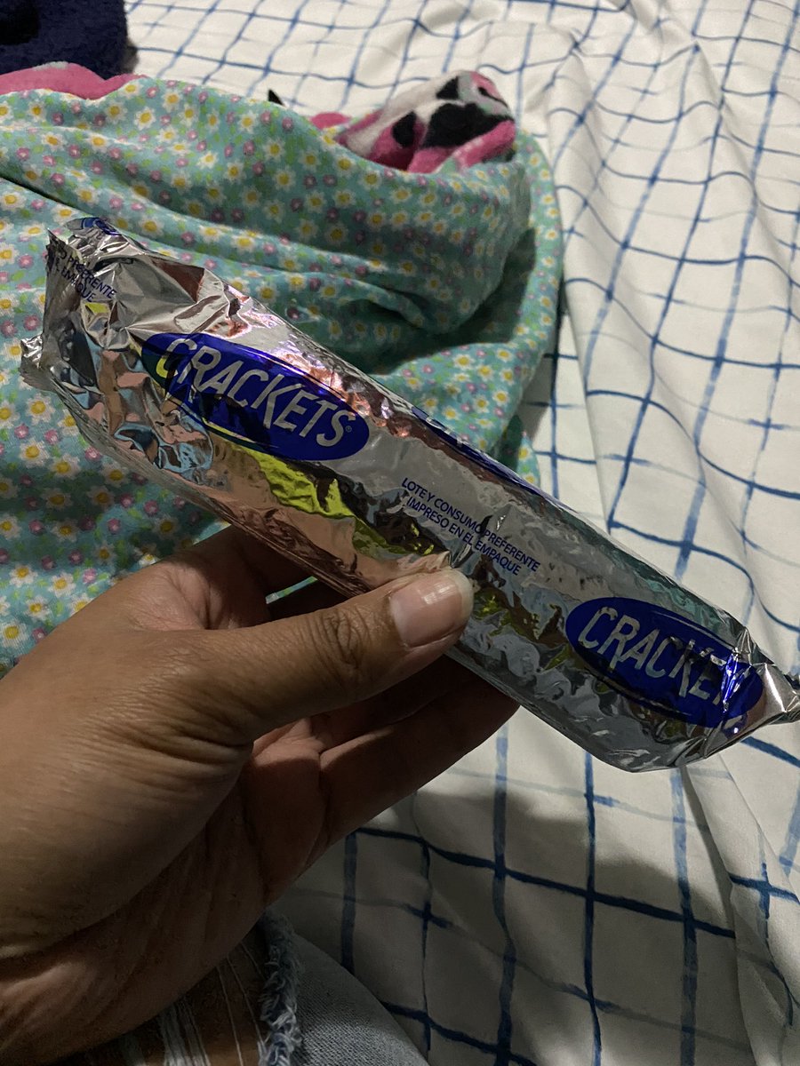 TransformAttack's tweet photo. Instead of eating tacos in Mexico, I’m eating CRACKETS?! These light and crispy, buttery disks of delight are addictive. I’m taking 40 packs back home. I know my luggage is underweight! https://t.co/2W9U12qmgr