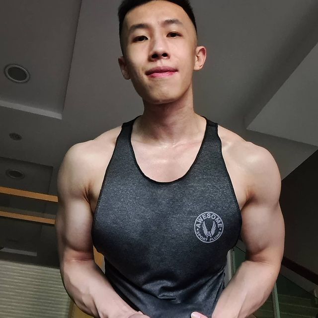 GNL_models's tweet photo. 📷IG: https://t.co/HFfofKZRJy
Watch more great progress videos📹and follow at https://t.co/KZAbxX87KQ🤩💪🥰🤤
#guymodels #models #gaymodels #gayfeature #modelagency #gaymuscles #gaymuscle #muscles #pecs #gayguy #fitguys #asianguy #muscleasian #asianmodels #gym #bigpecs #fitness https://t.co/eH0Nu6jqGd