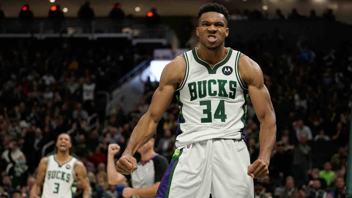 TrashTalk_fr's tweet photo. OFFICIEL : avec ce shoot monstrueux, Giannis est le nouveau meilleur scoreur all time de l’histoire des Bucks !! 🔥

Il dépasse Kareem Abdul-Jabbar, qui avait 14 211 points. https://t.co/H6VpCEbdMb