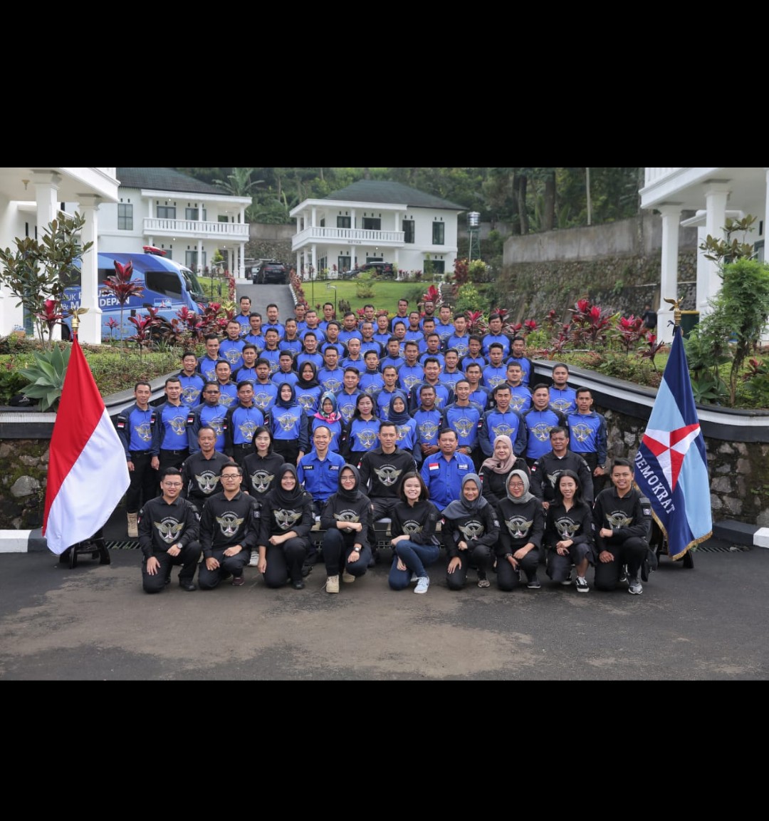PadakSamson's tweet photo. Academy Demokrat #spirit the black horse#

@abdullah_apa 
@angkur_paskalis 
@BennyHarmanID 
@AgusYudhoyono https://t.co/S1hBPgzelx