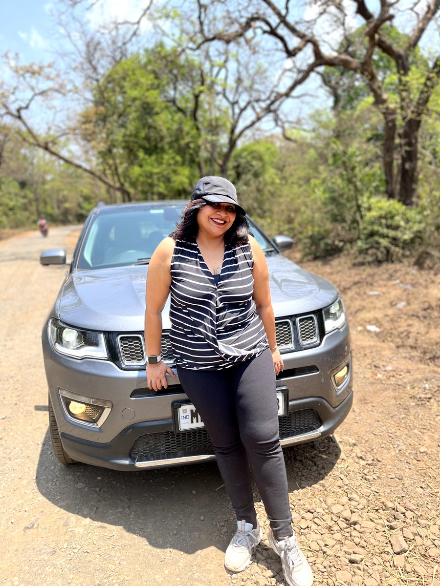 KeyaSMamma's tweet photo. Love by the road. 🥰
#Enroute #GoaIsON #Morningbliss #WeekendGetAway #pune https://t.co/sklsiUy1Nn