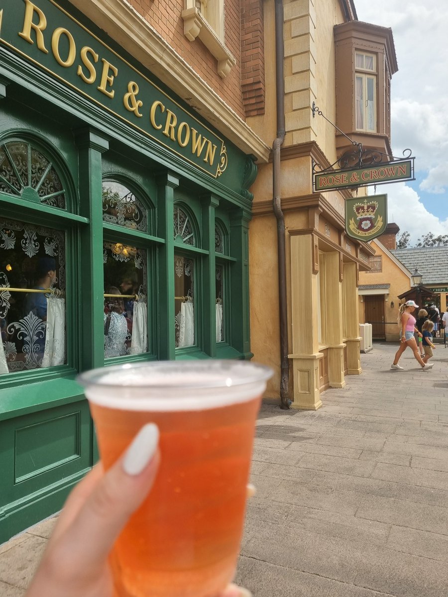 amyswift31's tweet photo. All the way to Disney and I have fish, chips and a lager 🥰  nothing on my local but still pretty good https://t.co/dgEv3Qx9U0