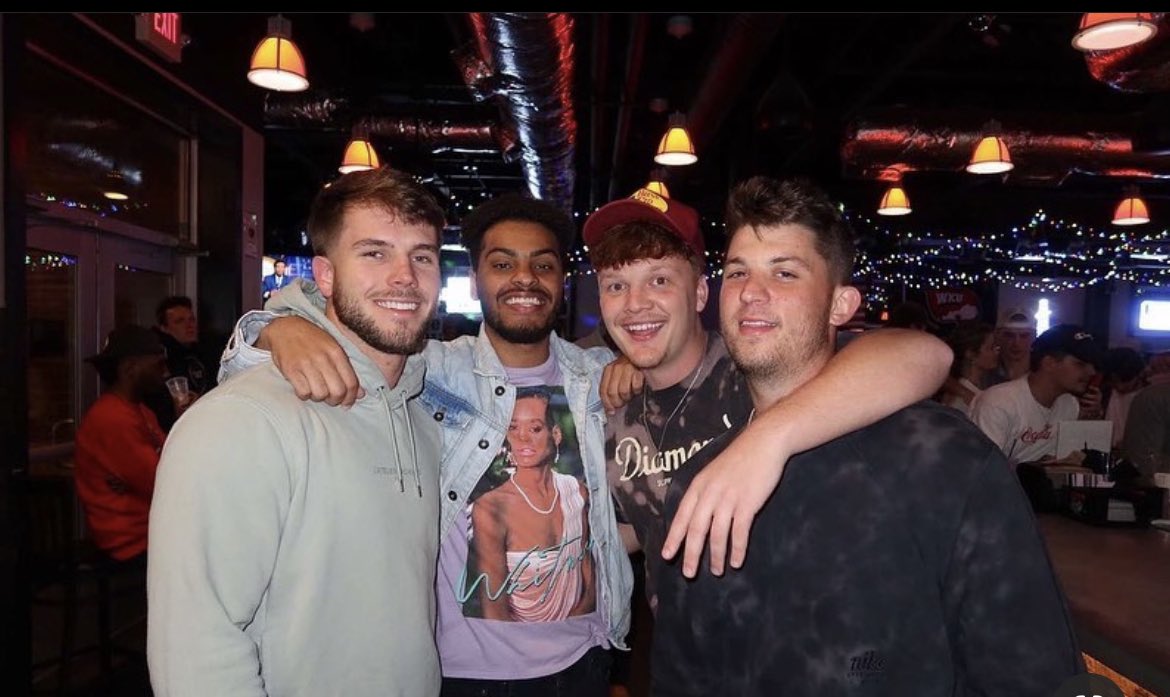 It’s time to pregame the weekend with your crew! 😎 
-
Thursday Specials 
$1.50 Wells
$1.50 NATTYS 
$2.50 Starburst Shots 
-
ALL NIGHT!!! 🎉