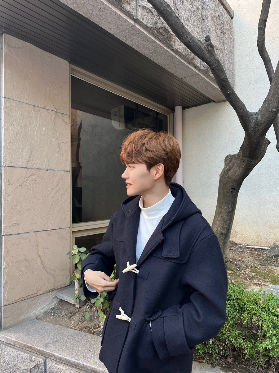 donghyuks_pics's tweet photo. fancafe post 1/4
#λΈλν€ #BLANK2Y
#λ°λν #DONGHYUK
#PARKDONGHYUK
#Keystone_Entertainment https://t.co/g4y8xJ9NOE
