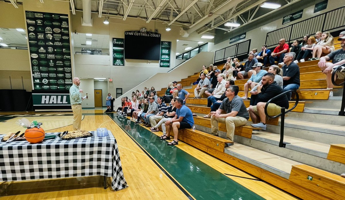 North Hall Athletics tweet media