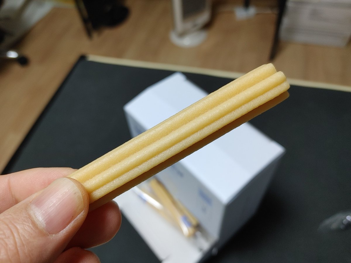 blopingstory's tweet photo. 우리 댕댕이 치카치카가 고민 끝, 아르르 덴탈츄 11p에서 새로나온 대용량 40p로 교체했네요^^

https://t.co/HvXT6DHBIN

 "직접 구매한 제품이며 쿠팡 파트너스 활동의 일환으로, 이에 따른 일정액의 수수료를 제공받습니다." https://t.co/1CJSWgkBWv