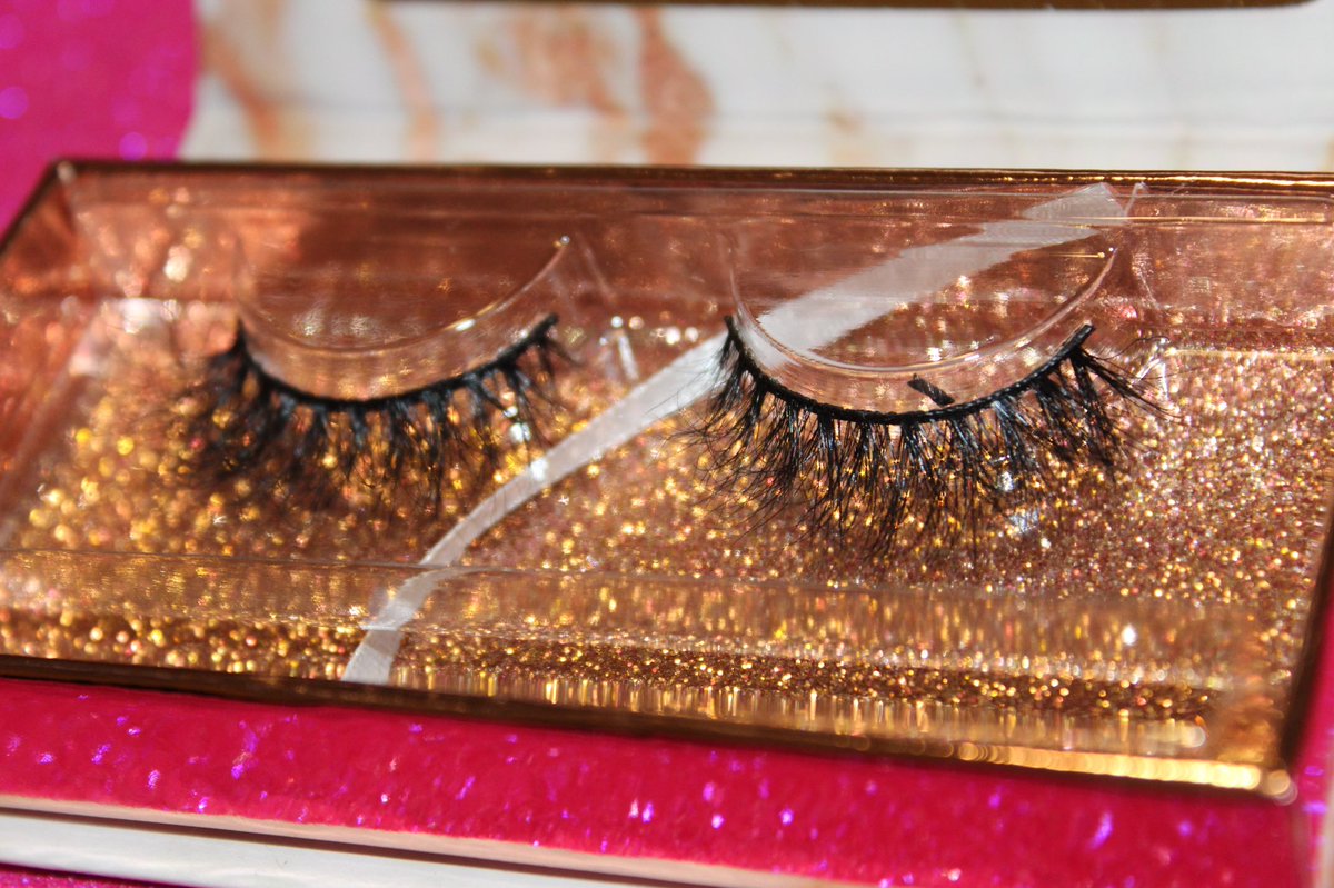 LashesbyEnvy's tweet photo. Miss Imani is our most natural lash! This cat-eye style lash is very subtle but adds a little “pop” to your natural lashes!

Lash Span: 20-25 wears

#minklashes #minkeyelashes #mink #lashes #eyelashes #striplashes https://t.co/eiFmxOZ7ZF
